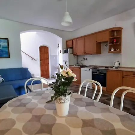 Balaton Chillhouse