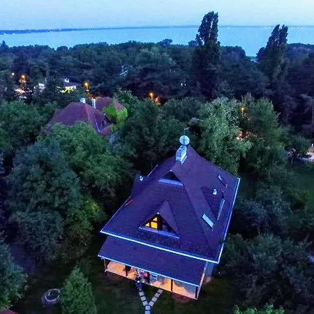 Balaton Chillhouse Hébergement de vacances Balatonakarattya